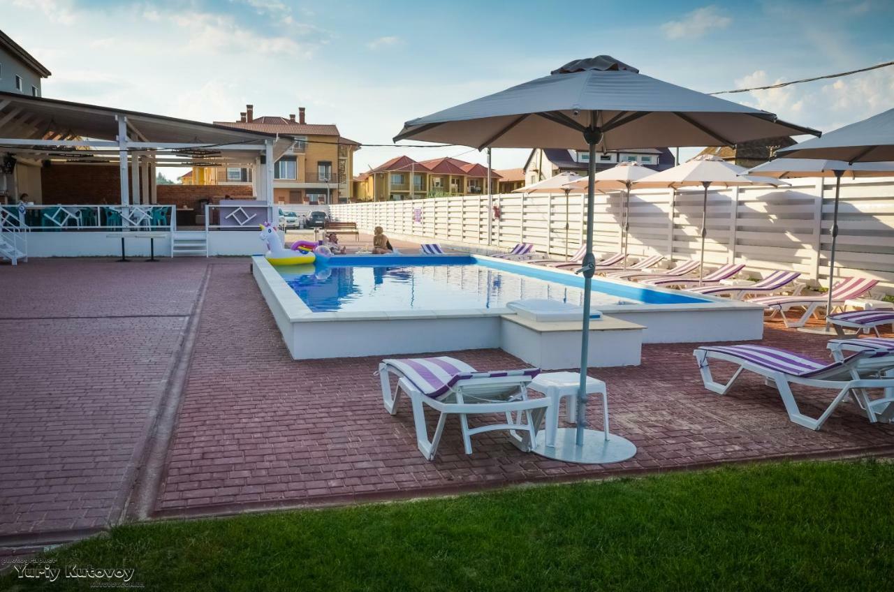 Family Hotel Happy Inn Zatoka Eksteriør bilde